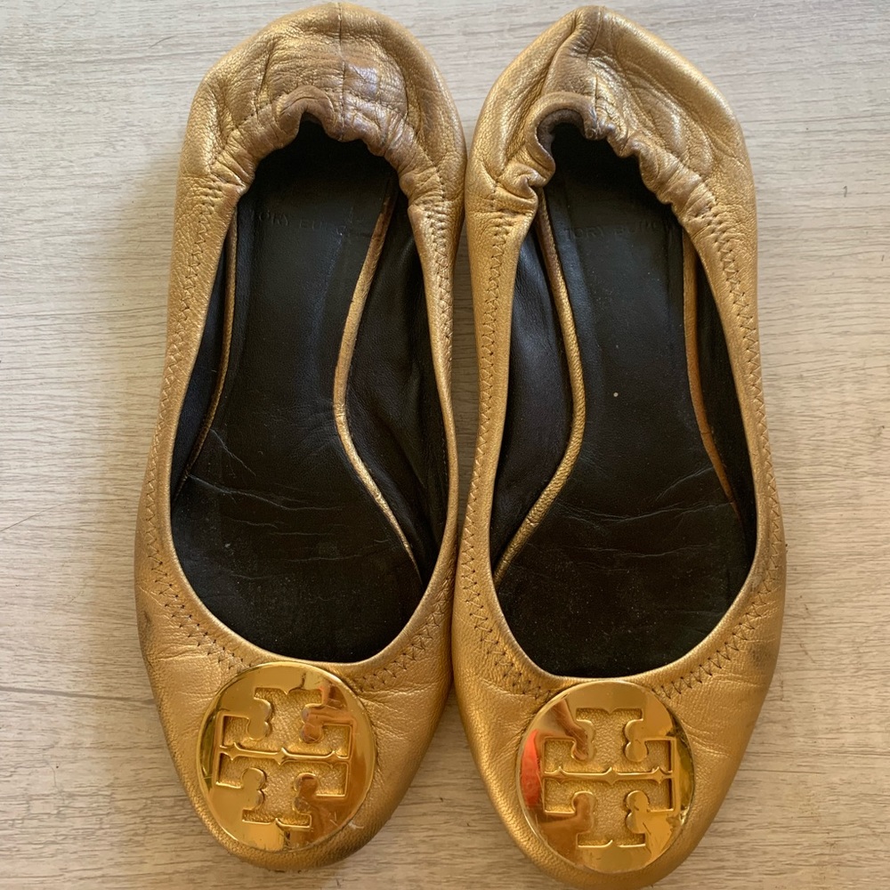 Tory burch gold ballet flats